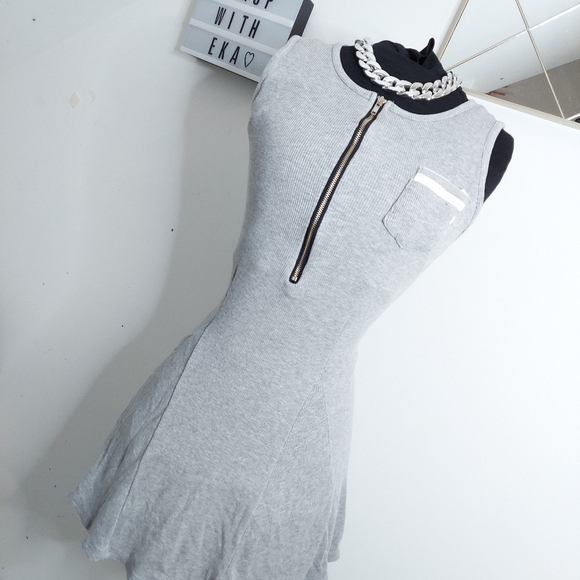 Grey sporty dress - Picture 8 of 13